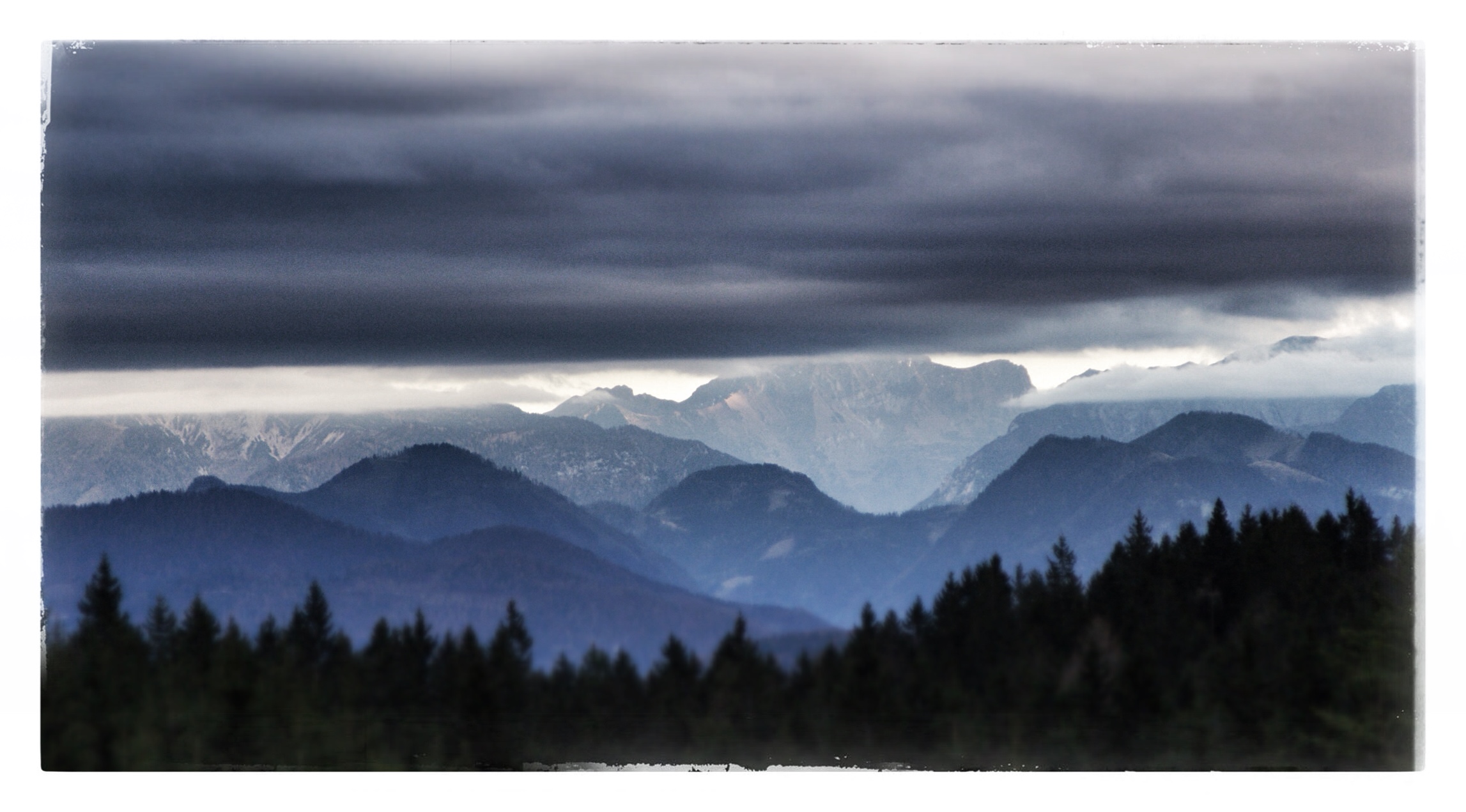 Der Himmel über…